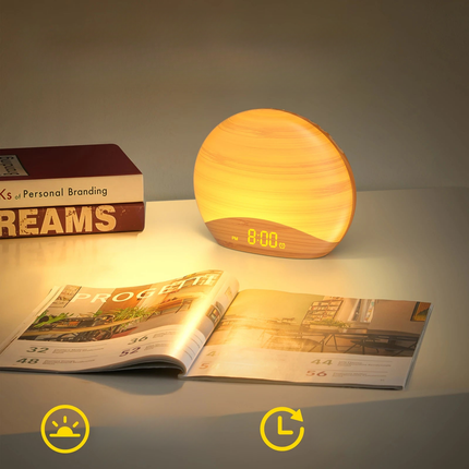 Puinen herätysvalo luonnonäänillä