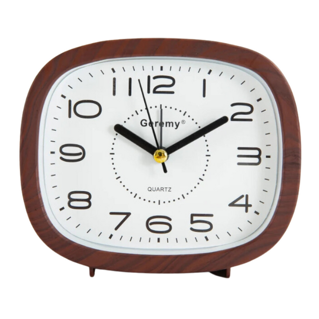 Analoginen herätyskello suurilla numeroilla