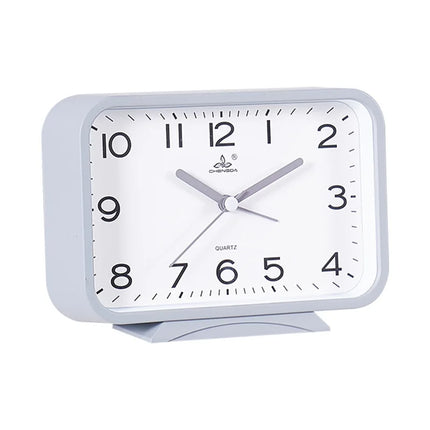 Suorakulmainen analoginen herätyskello makuuhuoneeseen