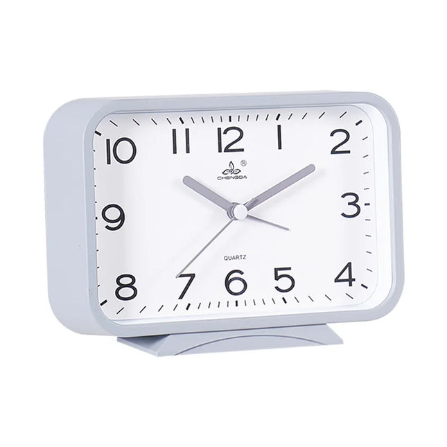 Suorakulmainen analoginen herätyskello makuuhuoneeseen