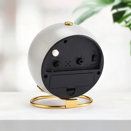 Pyöreä analoginen design-herätyskello