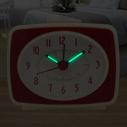 Pieni retro-tyylinen design-herätyskello
