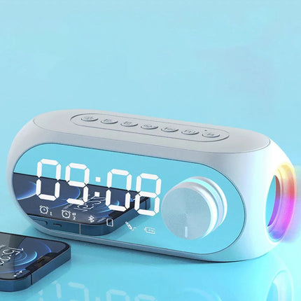 Moderni kelloradio Bluetooth-kaiuttimella