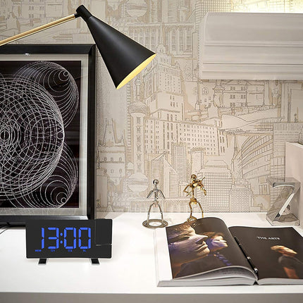 Projektoriherätyskello sinisellä LED-näytöllä