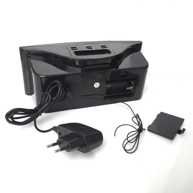 Verkkovirralla toimiva digitaalinen kelloradio