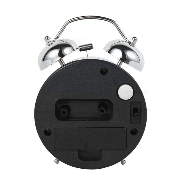 Perinteinen herätyskello valaistuilla numeroilla