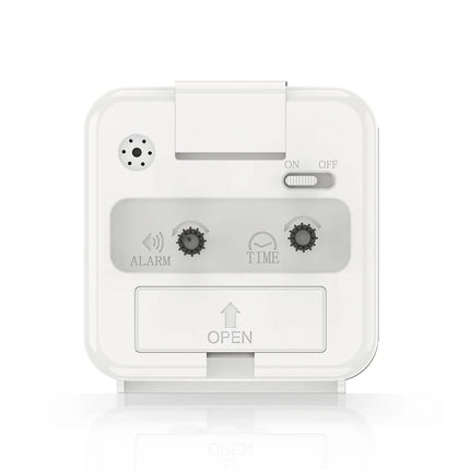 Analoginen herätyskello valaistuilla viisareilla