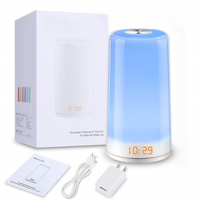 Yövalo ja digitaalinen herätyskello nuorelle