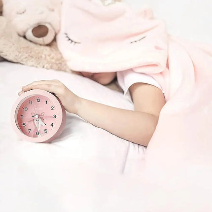 Lasten analoginen herätyskello nalle-kuviolla