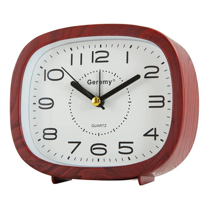 Analoginen herätyskello suurilla numeroilla