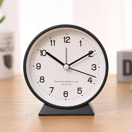 Äänetön analoginen herätyskello makuuhuoneeseen