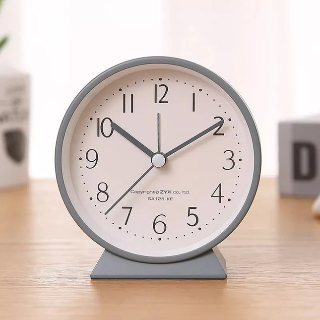 Äänetön analoginen herätyskello makuuhuoneeseen