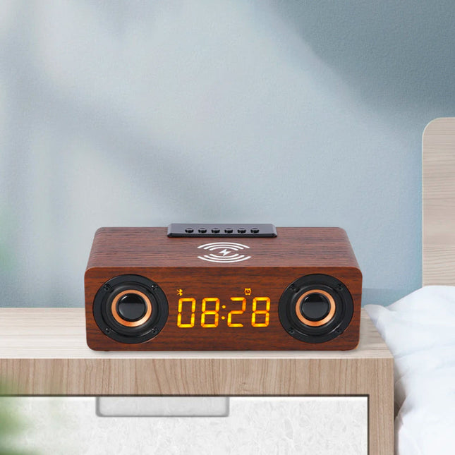 Retro puinen Bluetooth-kaiutin herätyskellolla
