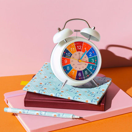 Värikäs opettavainen herätyskello lapsille