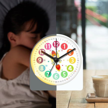 Pojan opettavainen herätyskello raketti-teemalla