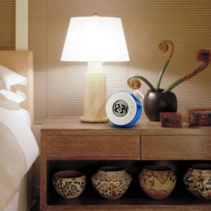 Lasten digitaalinen herätyskello helppoon käyttöön