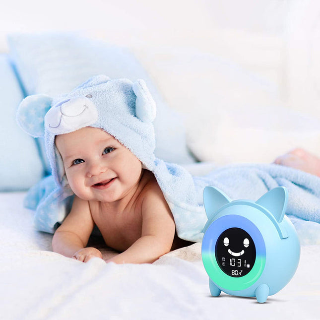 Lasten yövalo herätyskello kissan korvilla