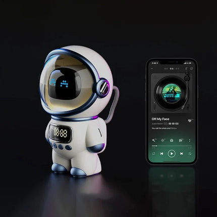 Astronautti digitaalinen herätyskello teinipojalle