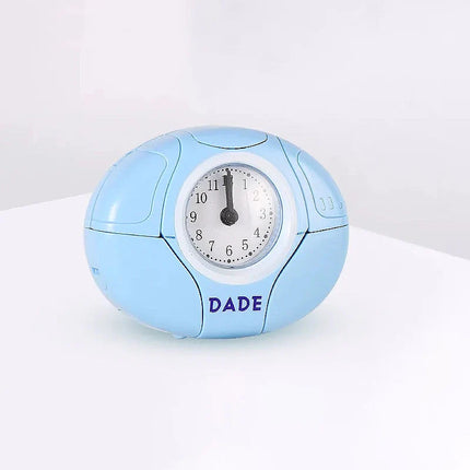 Muuntuva robotti herätyskello pojalle