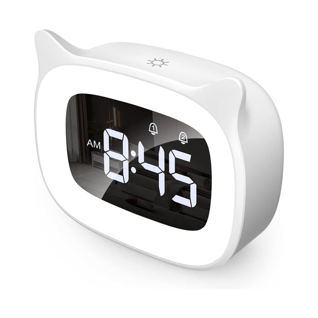 Vauvan unikello yövalolla opettavainen