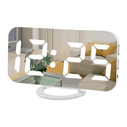 Tärisevä herätyskello peilinäytöllä