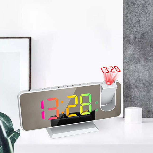 Verkkovirralla toimiva projektoriherätyskello peilillä