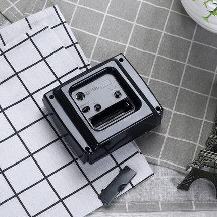 Selkeä herätyskello senioreille suurilla numeroilla