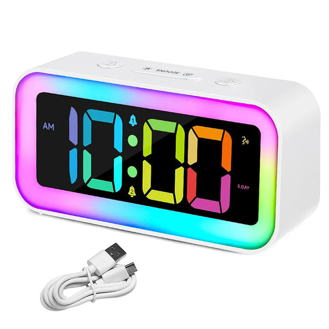 Digitaalinen herätyskello värikkäällä LED-yövalolla