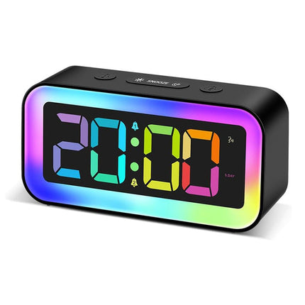 Digitaalinen herätyskello värikkäällä LED-yövalolla